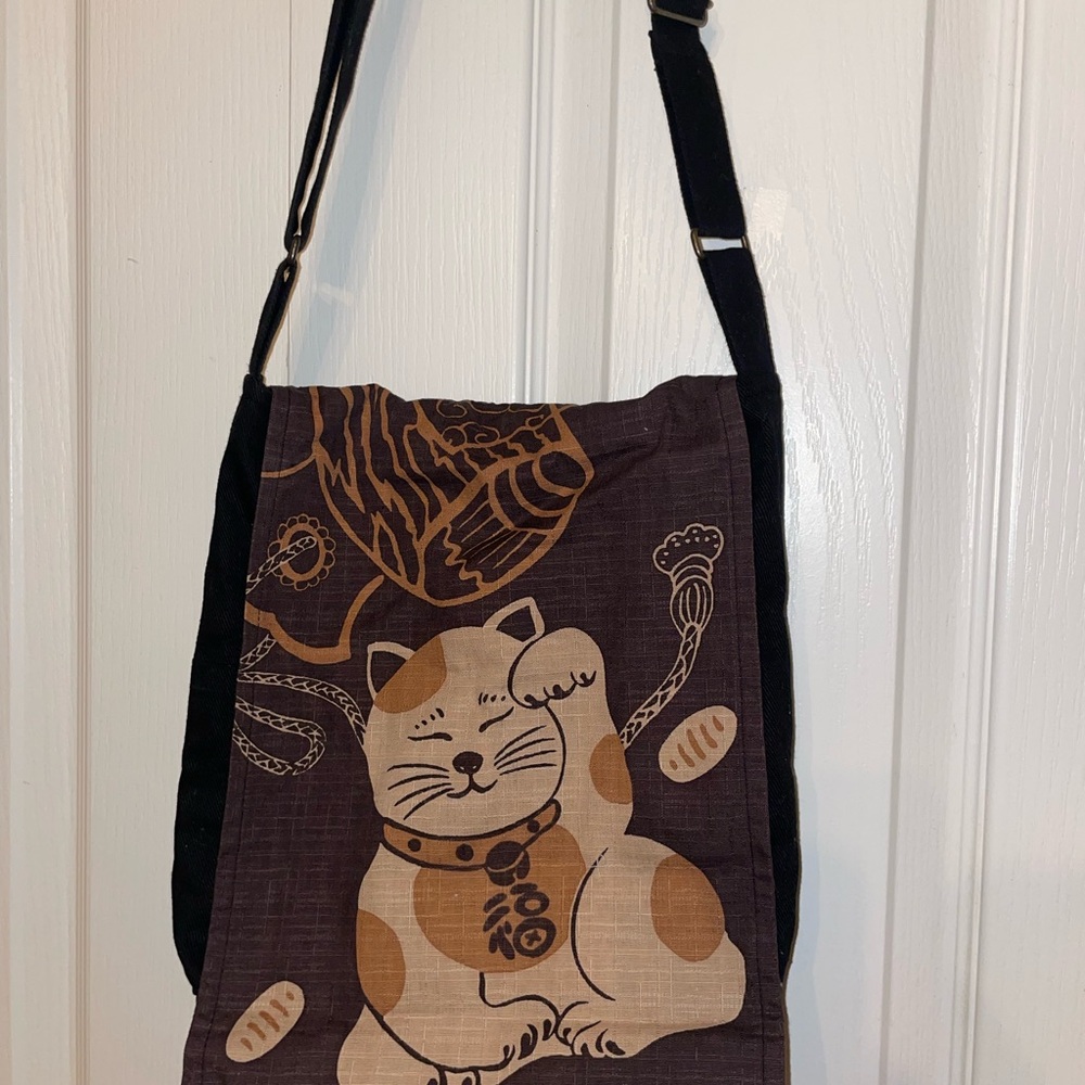Lucky Cat Crossbody Bag with Adjustable Strap
